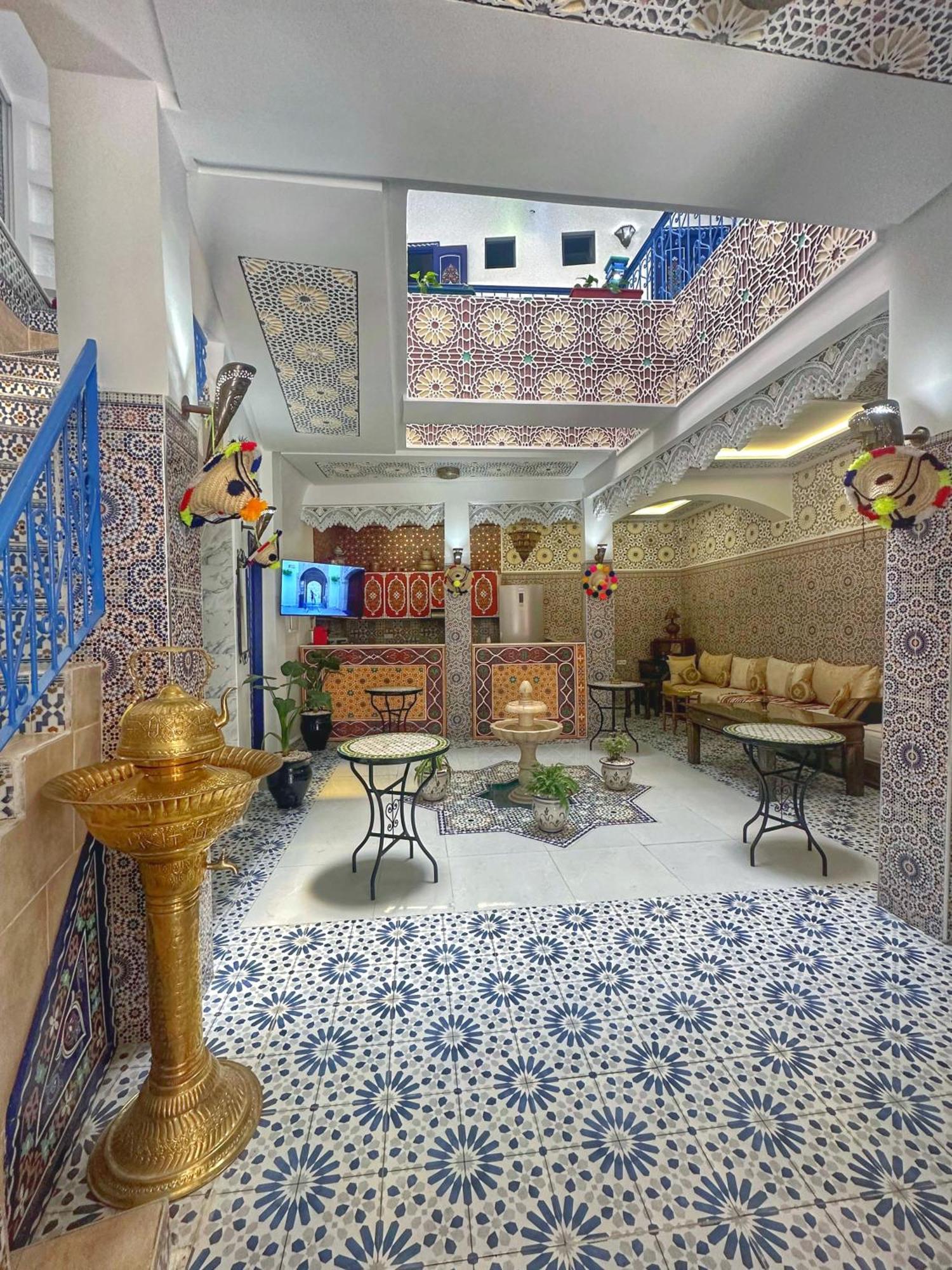 Dar Laghrib Hotel Танжер Екстериор снимка
