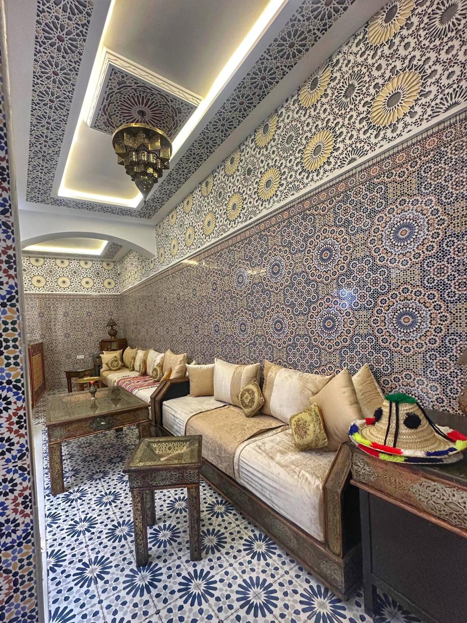Dar Laghrib Hotel Танжер Екстериор снимка